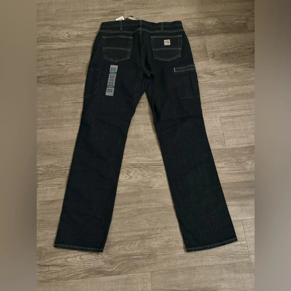 NWT 2018 Carhartt Men's Relaxed Fit Five Pocket Jeans